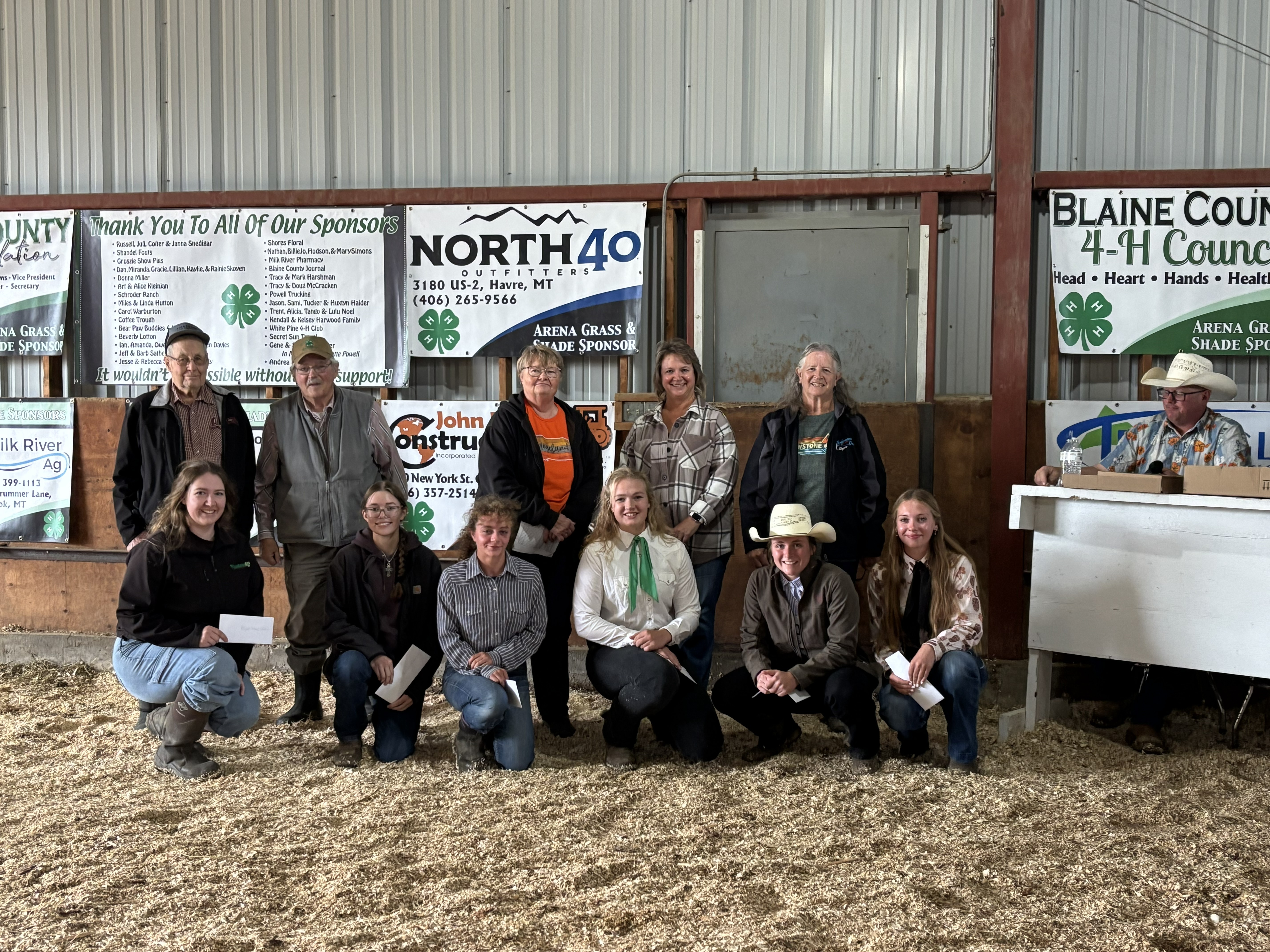 Blaine County 4-H Foundation with Scholarship Recipients